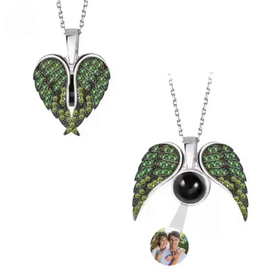 Collar Corazón con Alas y Foto Personalizada